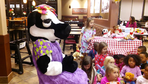 Fast Food Restaurant «Chick-fil-A», reviews and photos, 3555 Peachtree Industrial Blvd, Duluth, GA 30096, USA