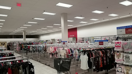 Clothing Store «Burlington Coat Factory», reviews and photos, 271 Cottage Grove Rd, Bloomfield, CT 06002, USA