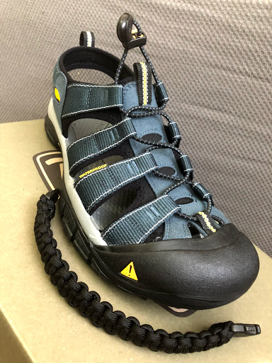 Outdoor Sports Store «Alpine Shop - Kirkwood, MO», reviews and photos, 440 N Kirkwood Rd, Kirkwood, MO 63122, USA