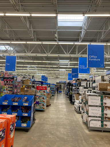 Department Store «Walmart Supercenter», reviews and photos, 7235 Market Pl Dr, Aurora, OH 44202, USA