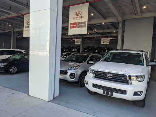 Car Dealer «Plaza Auto Mall», reviews and photos, 2740 Nostrand Ave, Brooklyn, NY 11210, USA