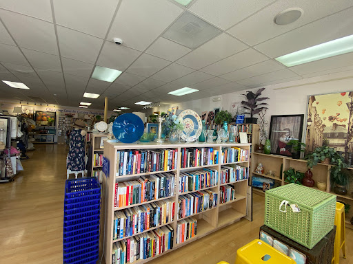 Book Store «Goodwill Bookstore & Donation Center», reviews and photos