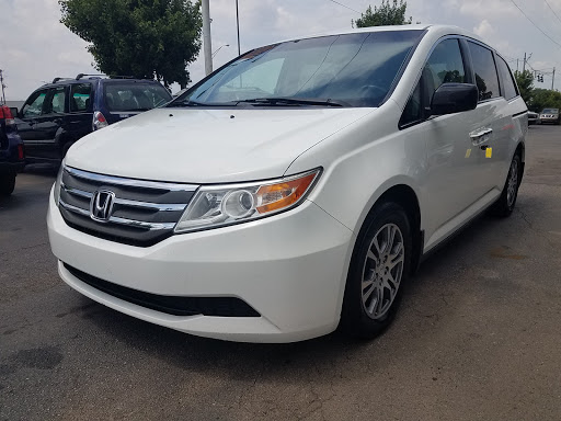 Used Car Dealer «TRI City Auto Mart», reviews and photos, 617 E New Cir Rd, Lexington, KY 40505, USA