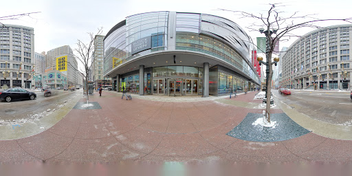 Clothing Store «Iridium Clothing Brand», reviews and photos, 1330 N Milwaukee Ave, Chicago, IL 60622, USA