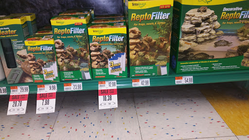 Pet Supply Store «Pet Supplies Plus», reviews and photos, 5315 Airport Hwy, Toledo, OH 43615, USA