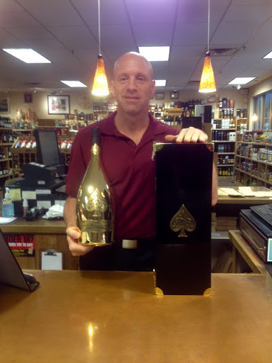 Wine Store «The Wine & Spirit Company of Greenville», reviews and photos, 4025 Kennett Pike, Greenville, DE 19807, USA