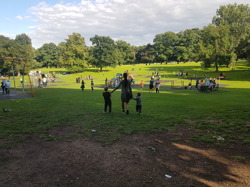 Abington Park Play Area