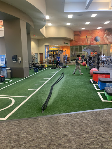 Gym «LA Fitness», reviews and photos, 701 Cathedral Rd, Philadelphia, PA 19128, USA