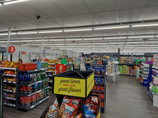 Grocery Store «Save-A-Lot», reviews and photos, 325 Wells Ave, Wellsville, OH 43968, USA