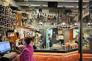 Tata's Dubrovnik Burgers & Cocktails image