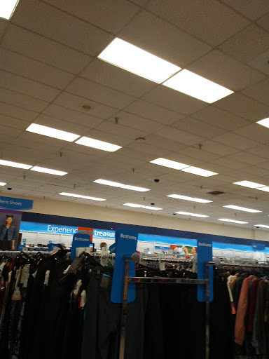 Clothing Store «Ross Dress for Less», reviews and photos, 7886 Dublin Blvd, Dublin, CA 94568, USA