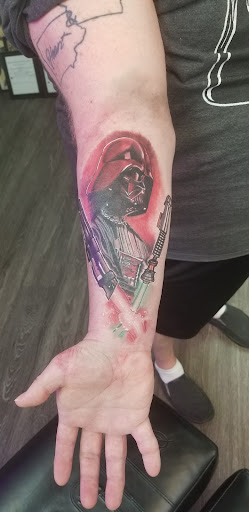 Explore cool small tattoo ideas for guys, creative tattoo ideas in Davenport, available at Cove tattoo studio
