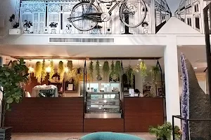 N1 Cafe' & Green image