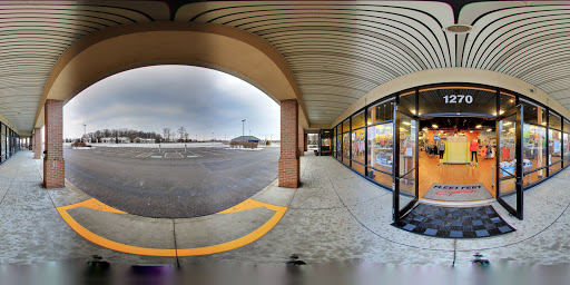 Sporting Goods Store «Fleet Feet Sports Columbus», reviews and photos, 1270 E Powell Rd, Lewis Center, OH 43035, USA