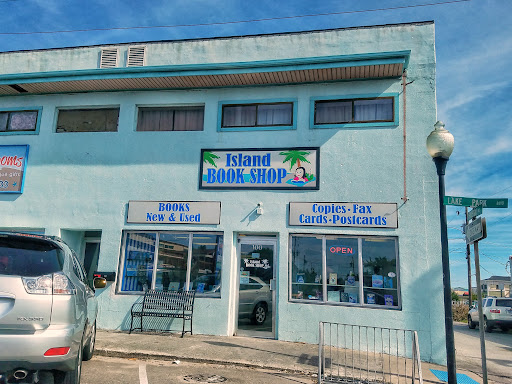 Island Book Shop, 100 N Lake Park Blvd, Carolina Beach, NC 28428, USA, 