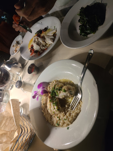 Italian Restaurant «Molto Trattoria», reviews and photos, 368 5th Ave S, Naples, FL 34102, USA