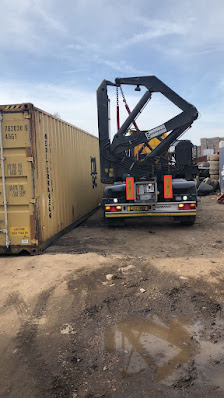 Tanganyika Export Services Ltd unit 11, Tanganyika Export Services Ltd, Noak Industrial Estate, New Rd, Rainham RM13 9EB, United Kingdom