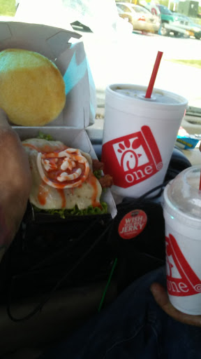 Fast Food Restaurant «Chick-fil-A», reviews and photos, 698 N Dupont Blvd # C, Milford, DE 19963, USA