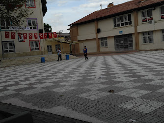 İstiklal Fitnat-ahmet Engin İlköğretim Okulu