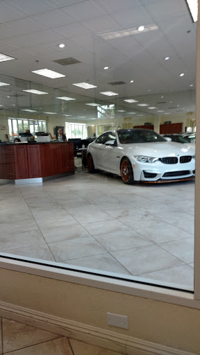 Used Car Dealer «Radical Auto Deals», reviews and photos, 1401 W Burbank Blvd, Burbank, CA 91506, USA