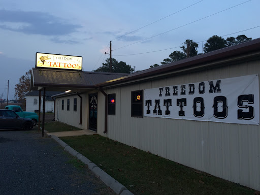 Freedom Tattoos LLC, 13507 Lake Charles Hwy, Leesville, LA 71446, USA, 