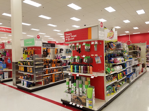 Department Store «Target», reviews and photos, 999 Corporate Dr, Westbury, NY 11590, USA