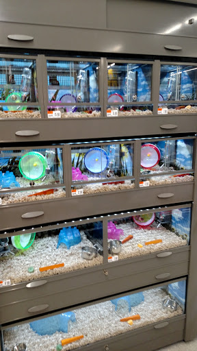Pet Supply Store «Pet Supplies Plus», reviews and photos, 29493 W Seven Mile Rd, Livonia, MI 48152, USA