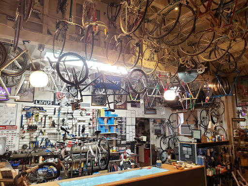 Bicycle Store «The Bicycle Stand», reviews and photos, 2740 E Broadway, Long Beach, CA 90803, USA
