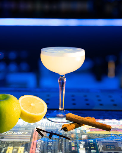 CLU Cocktail Bar