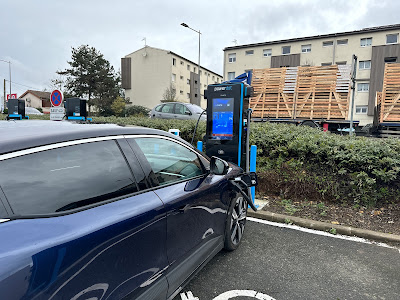 Powerdot Station de recharge à Thouars