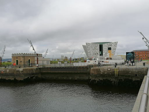 Subway Titanic Quarter