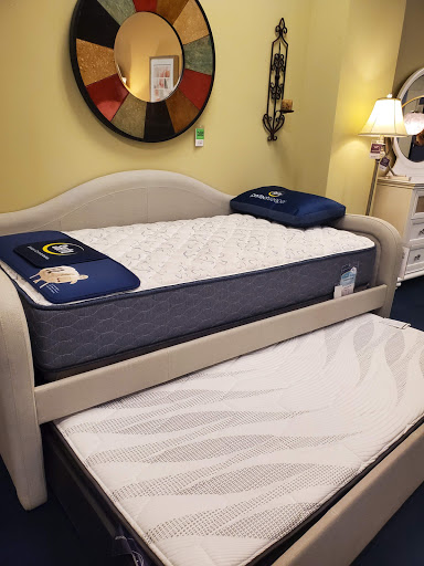 Furniture Store «Raymour & Flanigan Furniture and Mattress Store», reviews and photos, 14 Candlewood Lake Rd, Brookfield, CT 06804, USA