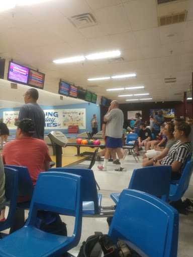 Bowling Alley «Woodbridge Bowling Center», reviews and photos, 346 Main St, Woodbridge, NJ 07095, USA