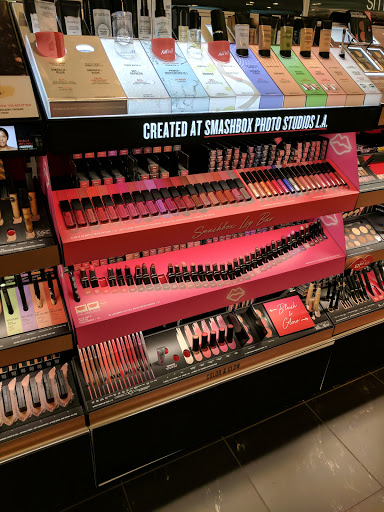 Cosmetics Store «SEPHORA», reviews and photos, 3200 N Sepulveda Blvd, Manhattan Beach, CA 90266, USA