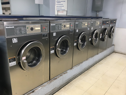 Laundromat «2 Minit Laundry and Cleaners», reviews and photos, 124 N Parsons Ave, Brandon, FL 33510, USA
