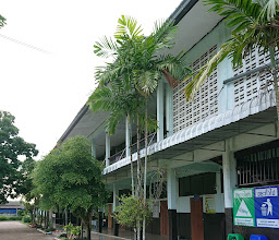 Ban Santikham School photo