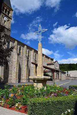 Église Sainte-Madeleine à Chénelette