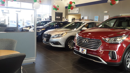 Hyundai Dealer «Suntrup Hyundai Wentzville», reviews and photos, 971 Wilmer Rd, Wentzville, MO 63385, USA