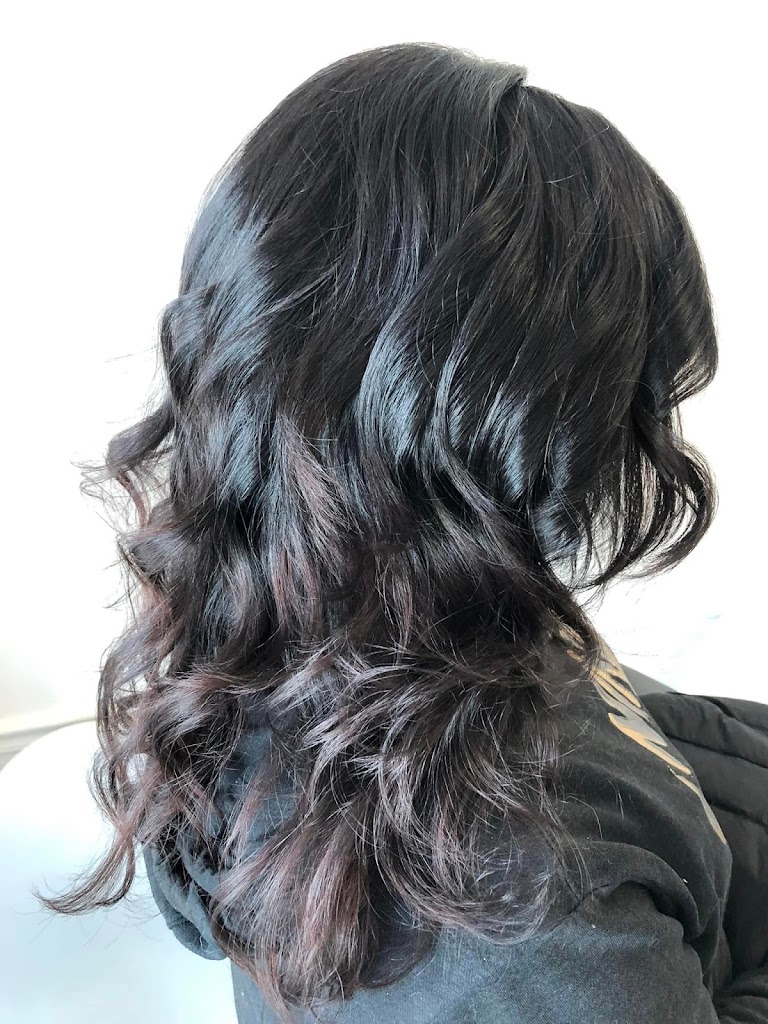 Fantastic Sams Cut & Color 28540