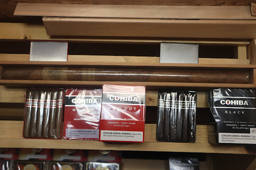 Tobacco Shop «Tobacco Vape & Hookah Land», reviews and photos, 6440 Richmond Hwy, Alexandria, VA 22306, USA