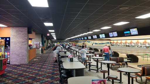 Bowling Alley «Buffaloe Lanes North Family Bowling Center», reviews and photos, 5900 Oak Forest Dr, Raleigh, NC 27616, USA