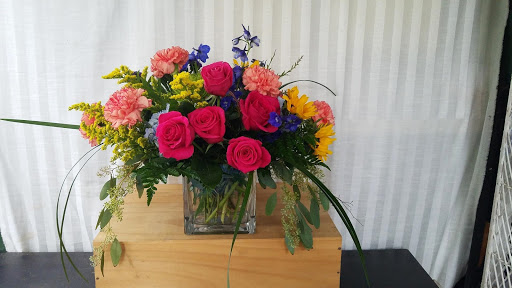Florist «Encore Florals & Gifts», reviews and photos, 225 Kingston St, Conway, SC 29526, USA
