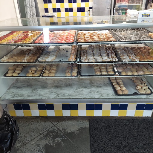 Donut Shop «Daylight Donuts», reviews and photos, 3175 Inner Perimeter Rd, Valdosta, GA 31602, USA
