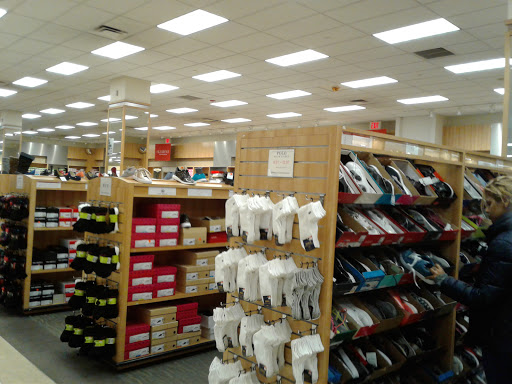 Department Store «Century 21 Department Store», reviews and photos, 61-35 Junction Blvd, Rego Park, NY 11374, USA