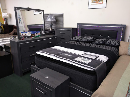 Furniture Store «Winner Furniture - Shively», reviews and photos, 2530 Dixie Hwy, Louisville, KY 40216, USA