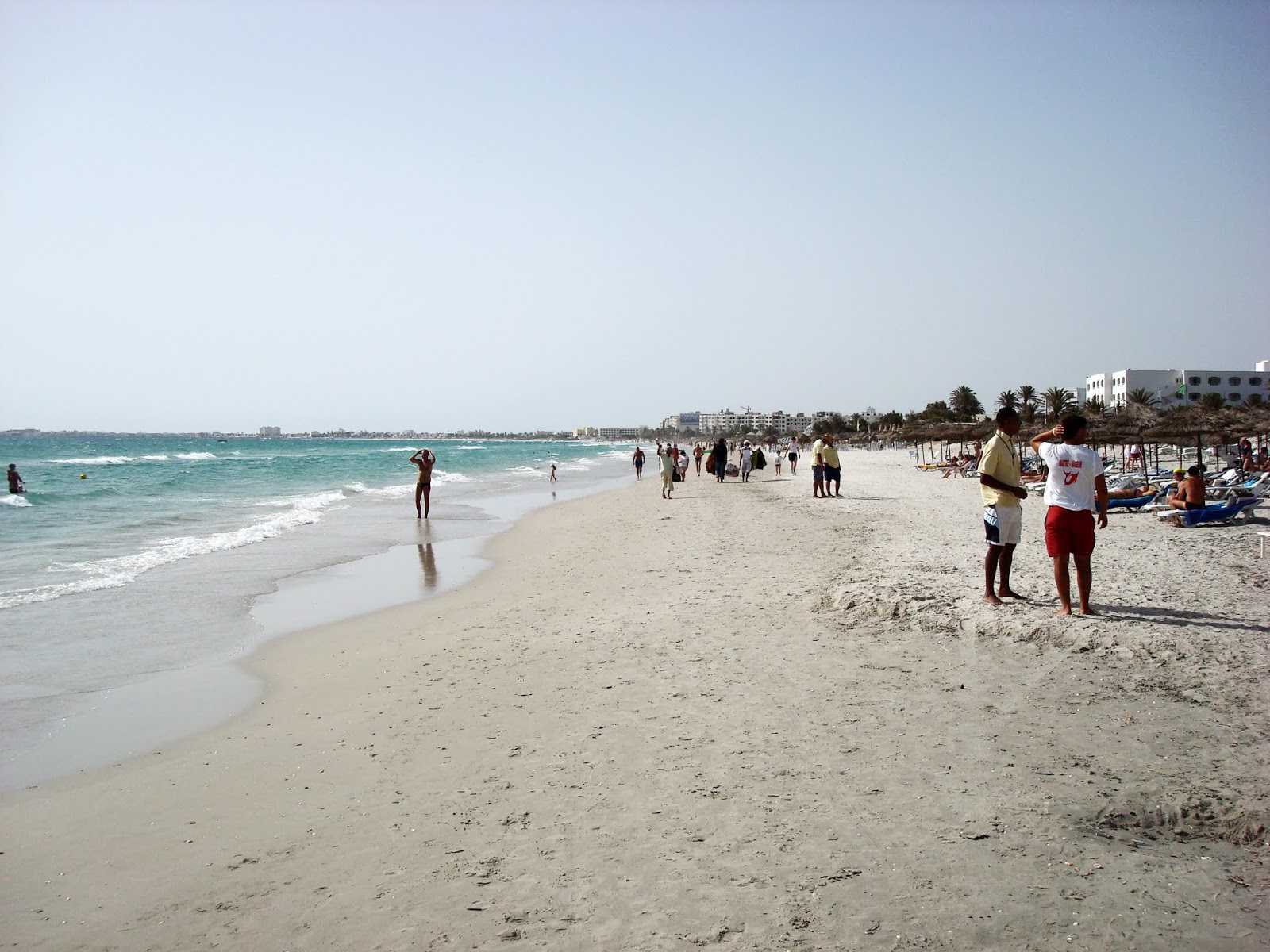 Fotografie cu Mahdia beach II cu o suprafață de apa pură turcoaz