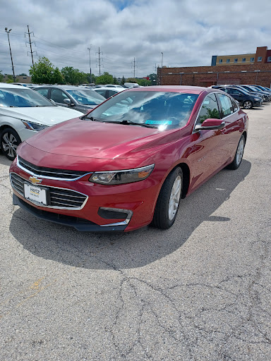 Used Car Dealer «Hertz Car Sales Des Plaines», reviews and photos, 2170 Mannheim Rd, Des Plaines, IL 60018, USA