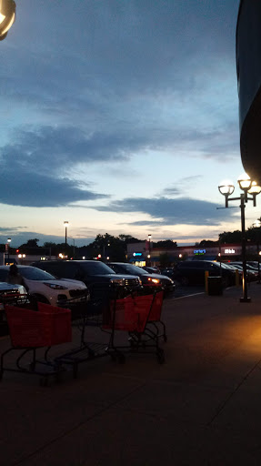 Shopping Mall «Ridgeway Shopping Center», reviews and photos, 2233 Summer St, Stamford, CT 06905, USA