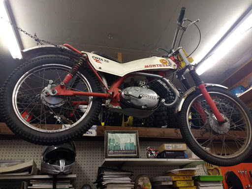 Motorcycle Dealer «Moore And Sons Motorcyles», reviews and photos, 21431 E Cliff Dr, Santa Cruz, CA 95062, USA