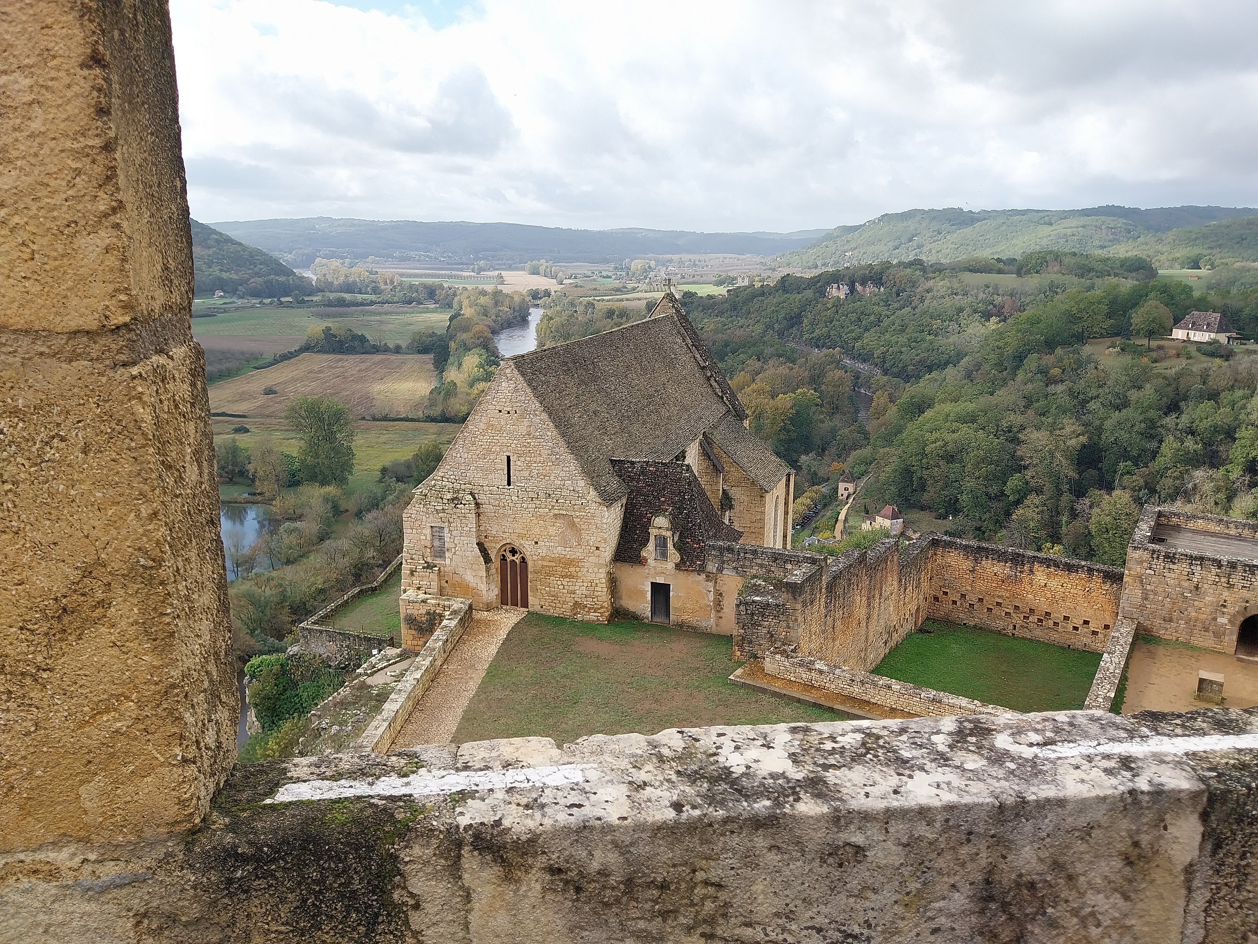 Photo n° 10 de l'avis de Hakim. fait le 31/10/2023 à 14:25